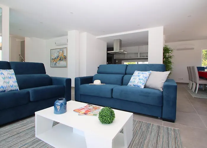 Bonita Brenda By Algarve Vacation Villa