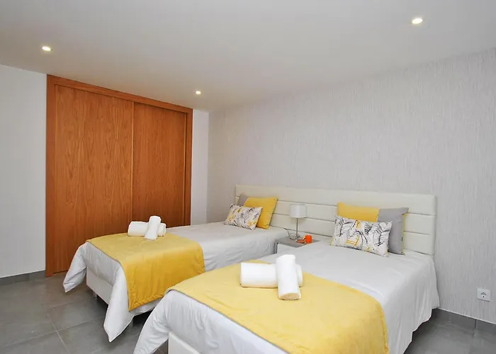Villa Bonita Brenda By Algarve Vacation